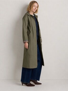 Quince Comfort Stretch Mac Coat